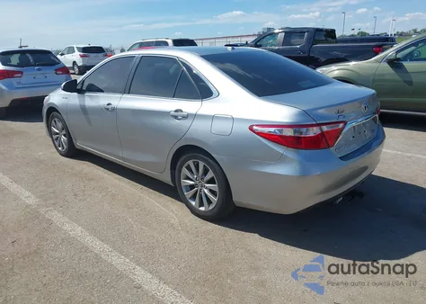 2017 Toyota Camry Hybrid Xle z USA, uszkodzony, nr VIN 4T1BD1FK9HU208518